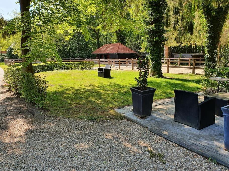 Midden In De Friese Bossen Op Landgoed Princenhof オランニウッド エクステリア 写真